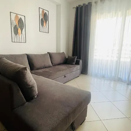 Apartment Grey Opal *