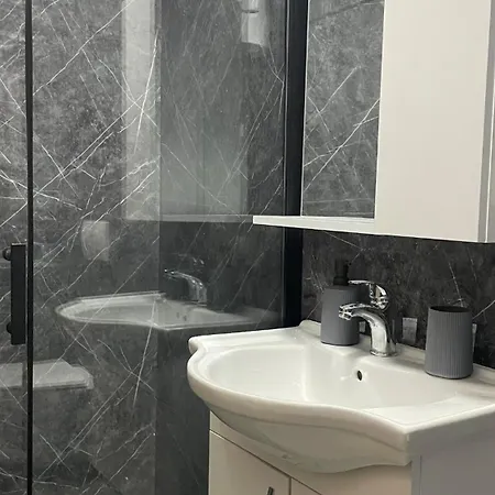 아파트 Grey Opal *