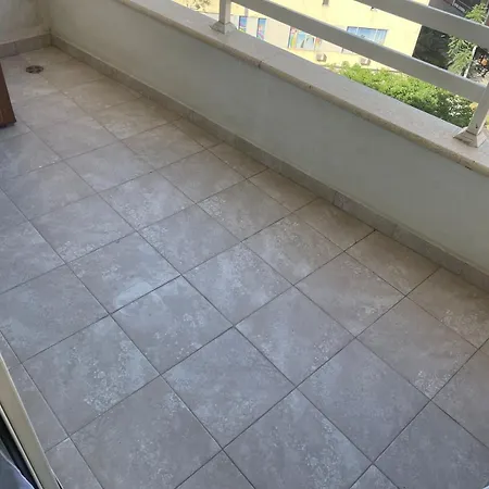 Grey Opal Daire Tiran