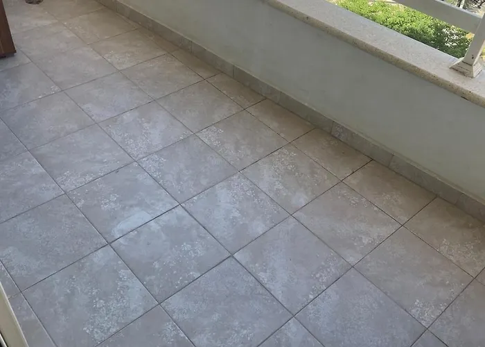 Grey Opal Lejlighed Tirana